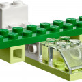 10713 LEGO  Classic Чемоданчик для творчества и конструирования